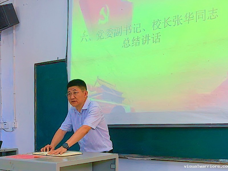 84796AAF643AF84E7DD28B13C1562DE8-studio_DxO.jpg