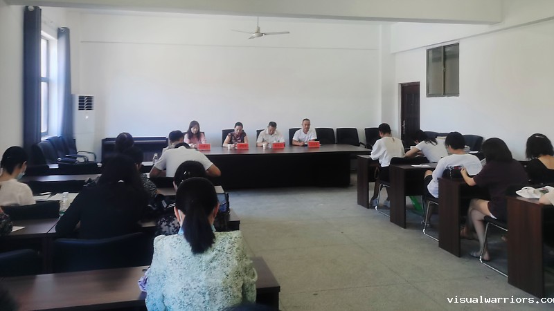 2021年秋季学期全体教职工大会照片_DxO.jpg