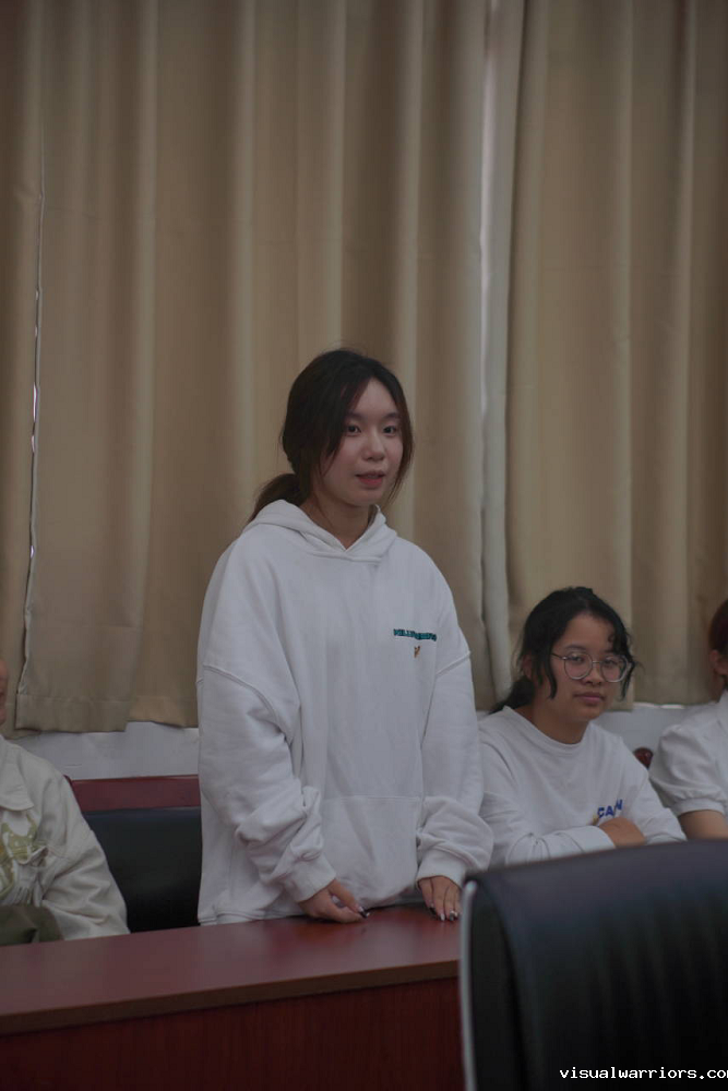 座谈会4.png