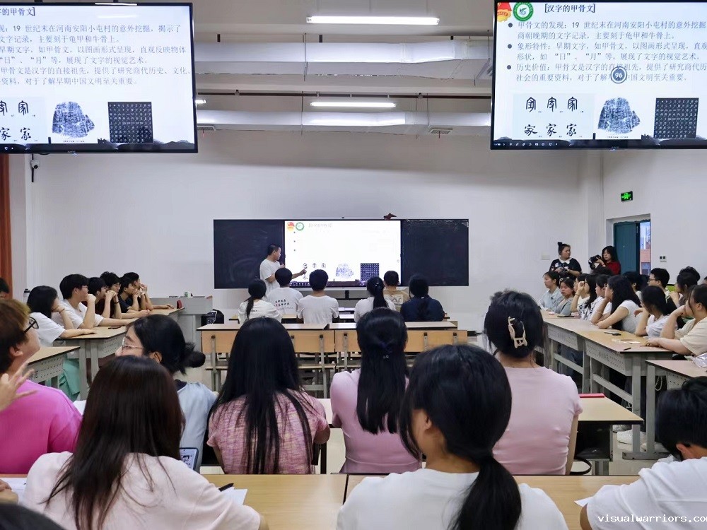 读书者协会授课图片.jpg
