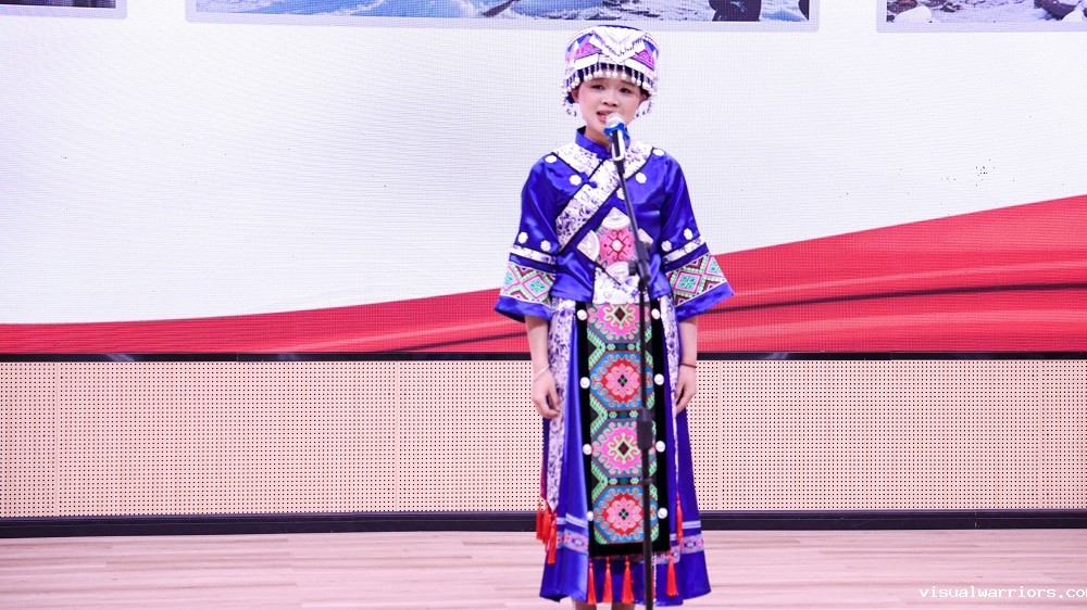 向多沁演讲.jpg
